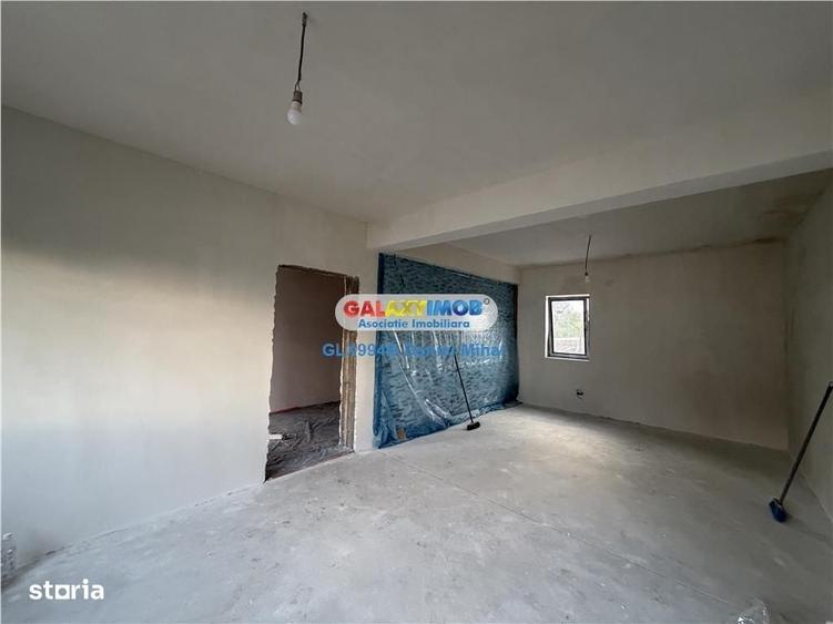 Casă cu 4 camere cu Teren 500 Mp în Central
