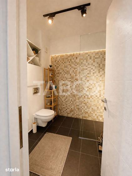 Apartament cu 2 camere semidecomandat, mobilat în Borhanci