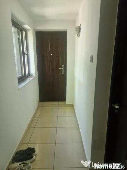 Casă cu 5 camere cu Teren 540 Mp în Broșteni