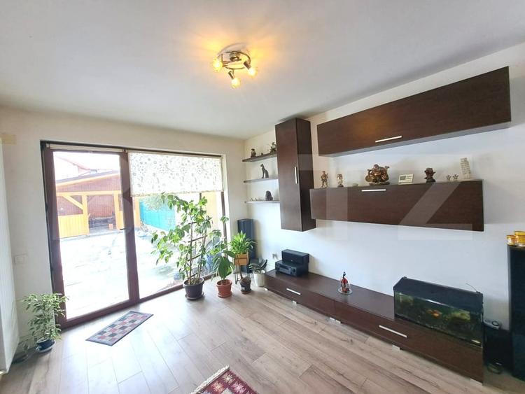 Duplex cu 4 camere cu Canalizare în Sânpetru