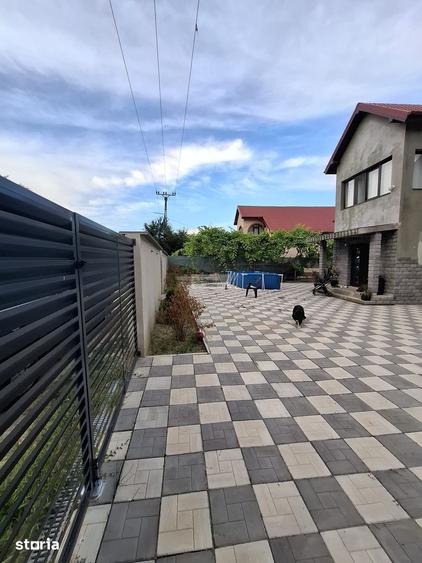 Casă cu 6 camere cu Teren 500 Mp în Milcovul