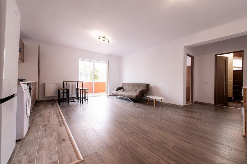 Apartament cu 2 camere semidecomandat în Florești