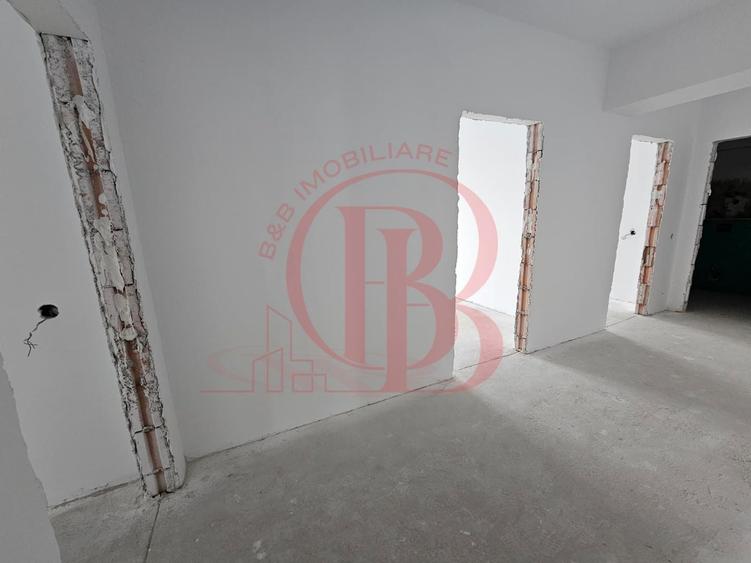 Apartament cu 4 camere decomandat în Theodor Pallady