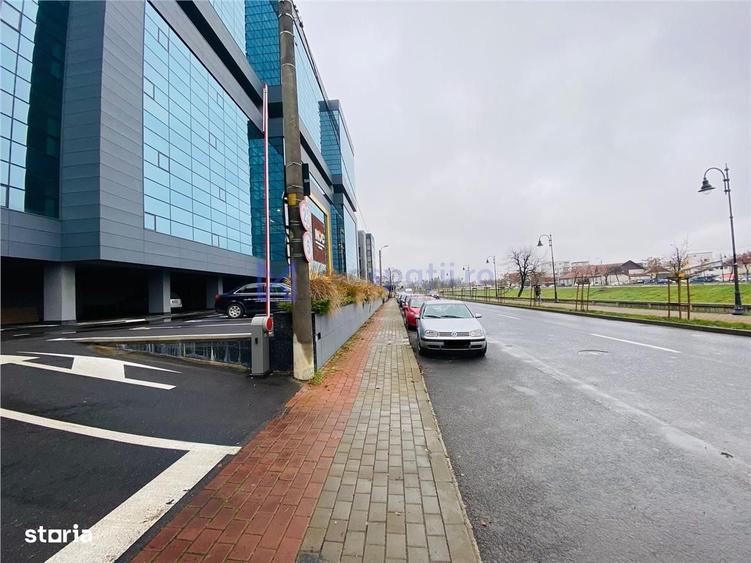 Spațiu comercial, de 100 mp, în Alexandru cel Bun