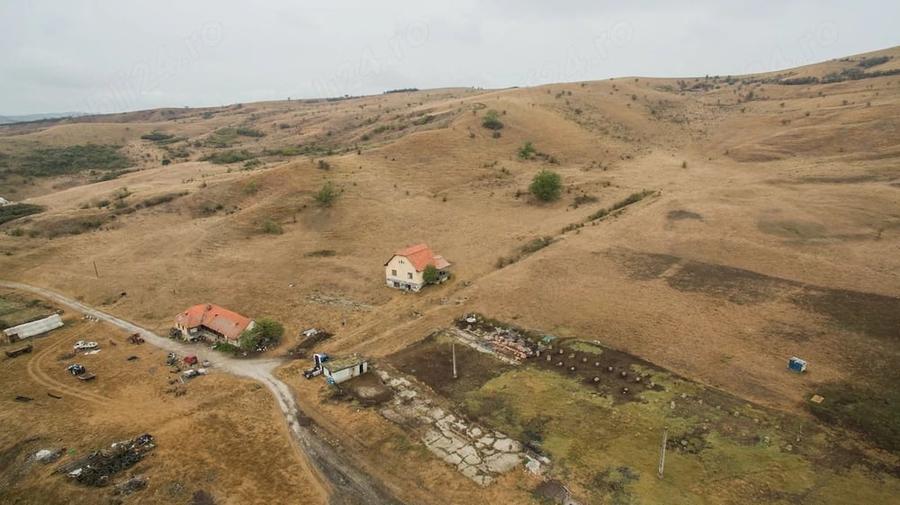 Teren în Petrești