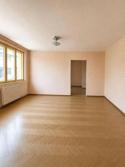 Apartament de vanzare - 7