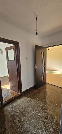 Apartament cu 2 camere decomandat în Șuncuiuș
