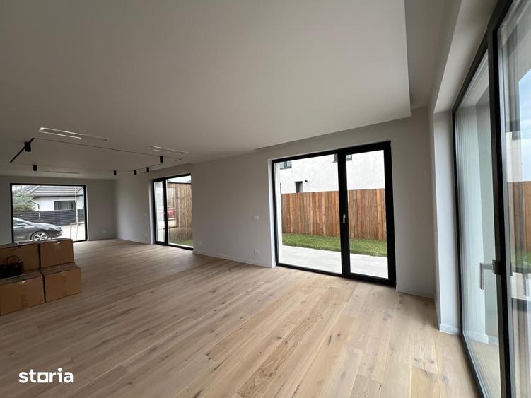 Casă cu 4 camere cu Teren 300 Mp în Tunari