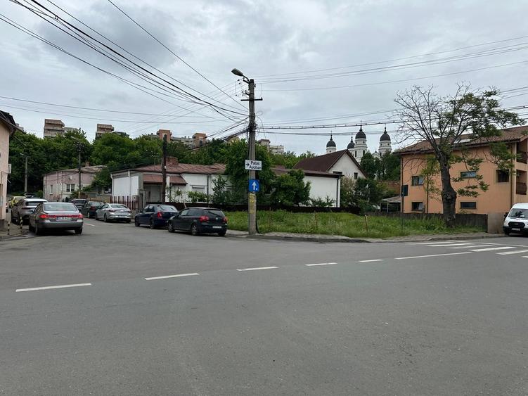 Spațiu comercial, în Albești