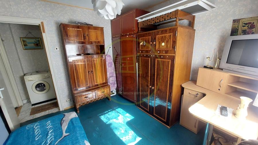 Apartament 2 camere semidecomandat, etajul 3, Craiovita zona Scoala Elena Farago - 2