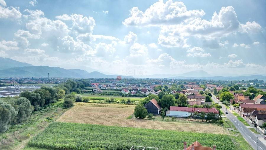Teren Construcții intravilan de 1777 mp, în Stupini