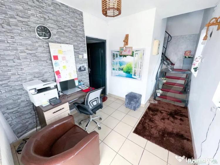 Spațiu comercial, de 350 mp, în Central