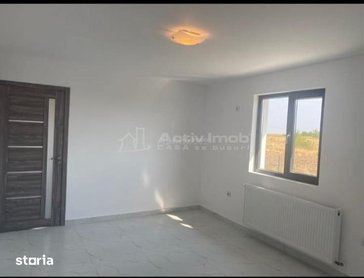 Casă cu 3 camere cu Teren 400 Mp în Central