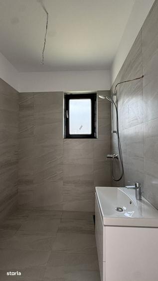 Casă cu 4 camere cu Teren 510 Mp în Balotești
