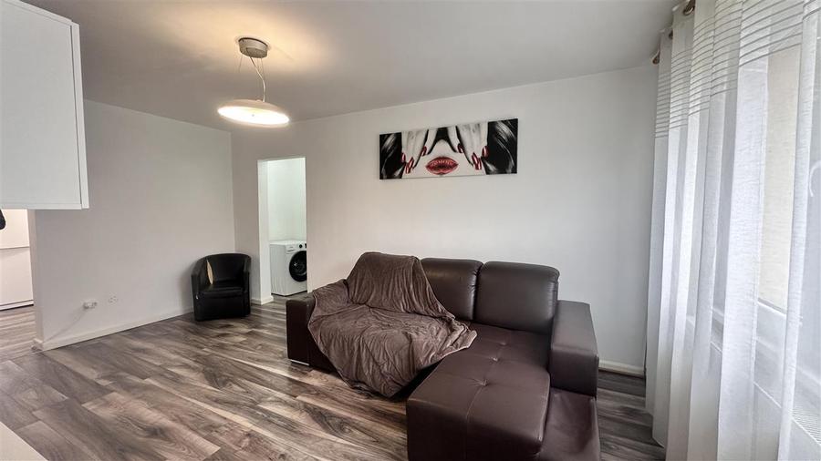 Apartament cu 3 camere circular în Griviței