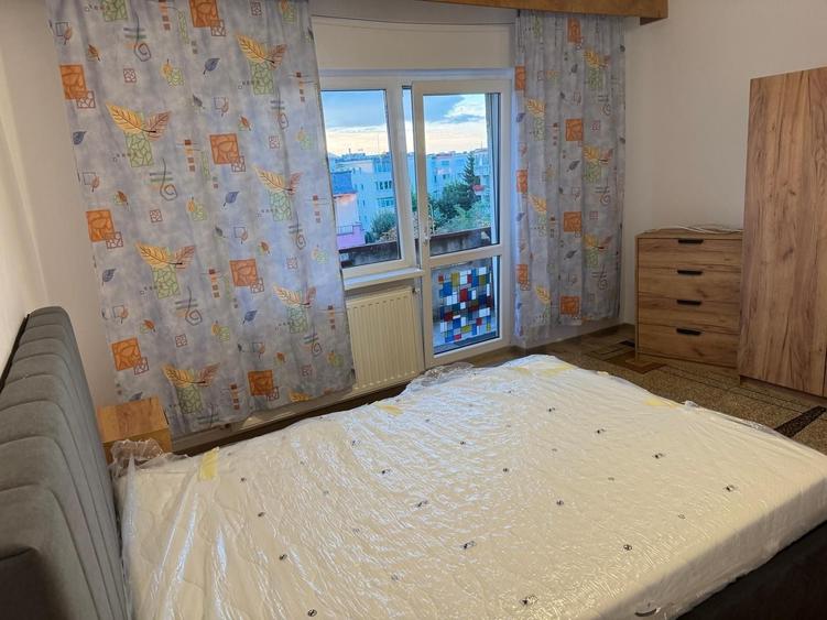 Apartament cu 2 camere semidecomandat în Drumul Carului