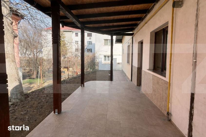 Casă cu 8 camere cu Teren 765 Mp în Ultracentral