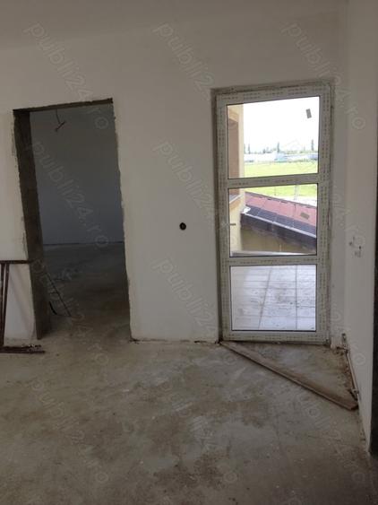 Casă cu 5 camere cu Teren 1400 Mp în Berceni