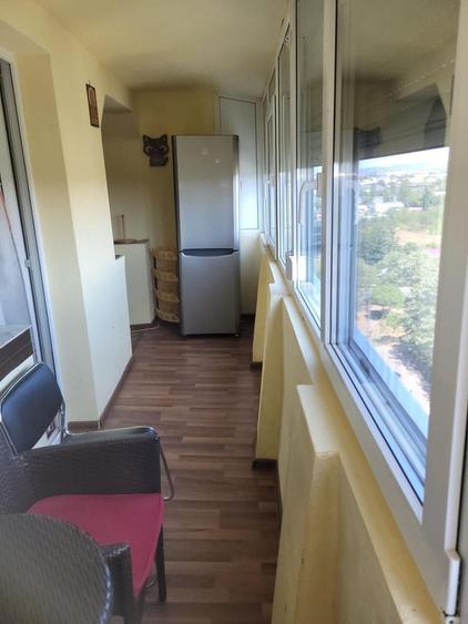 Apartament cu 3 camere decomandat în Vest