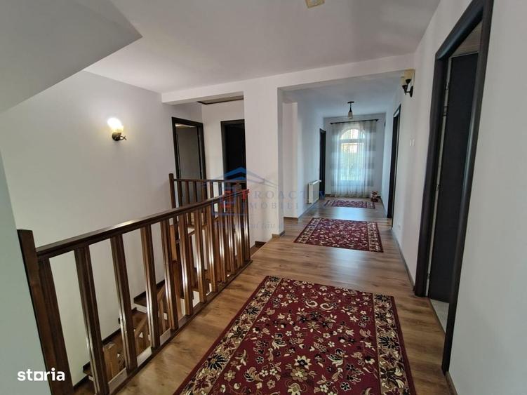 Casă cu 4 camere cu Teren 800 Mp în Moara