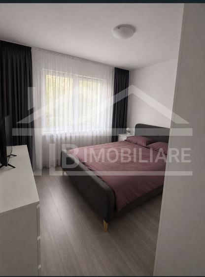 Apartament cu 2 camere decomandat în Pandurilor