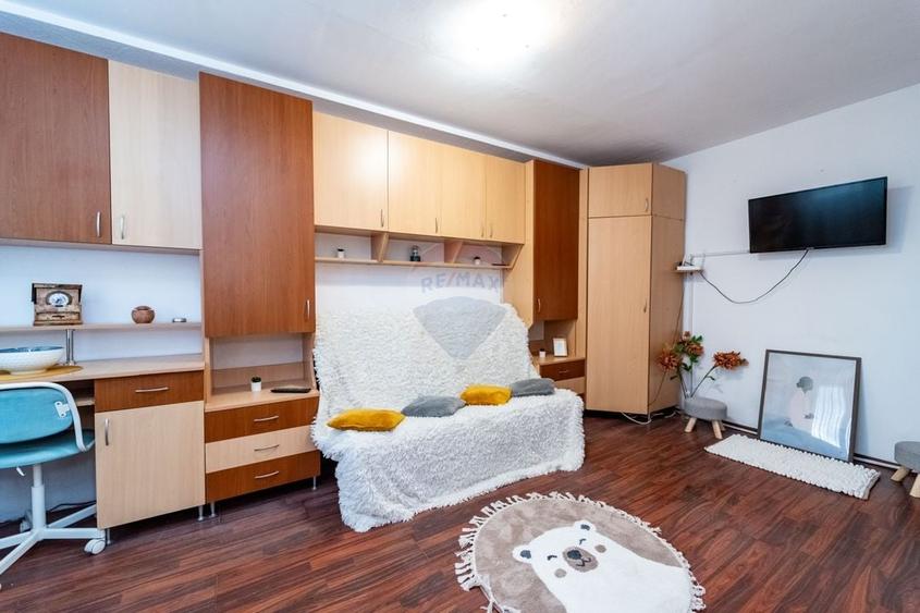 Garsonieră decomandată, mobilată în Uzina 2