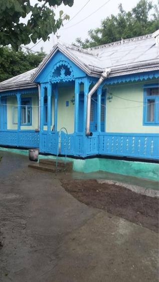 Casă cu 4 camere cu Teren 1600 Mp în Orășeni-Vale