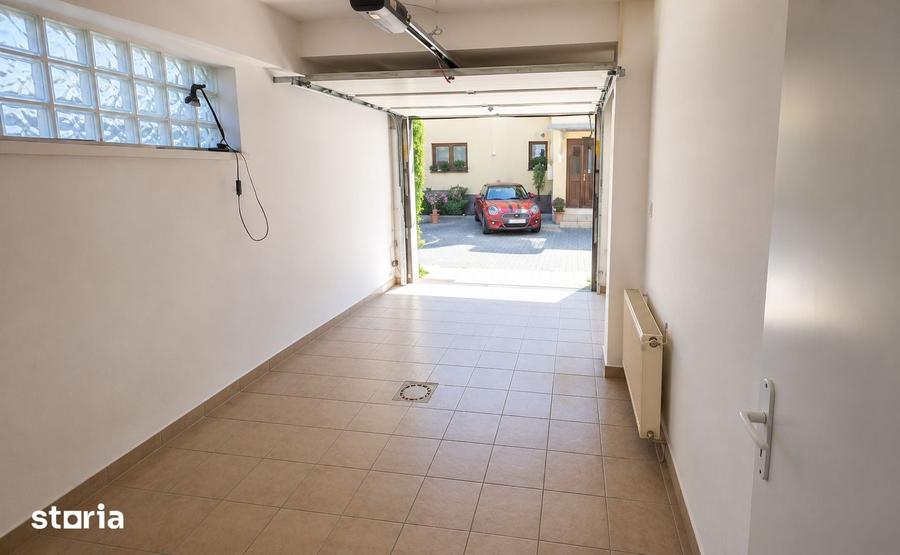 Vila | Floreasca | 225 mp | Gradina 156 mp | 6 Dormitoare | Birouri - 7