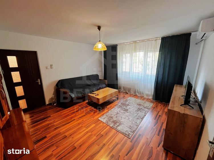 Apartament cu 3 camere semidecomandat în Brazda lui Novac