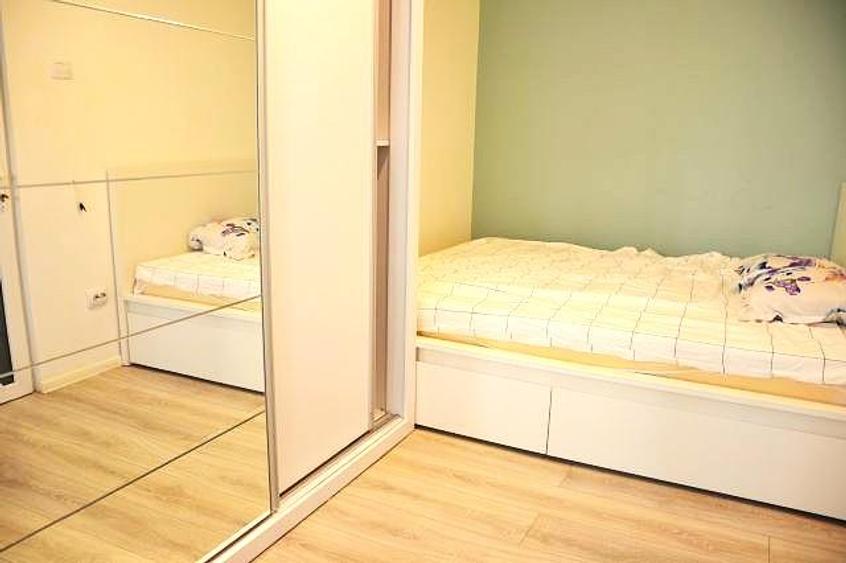 Apartament cu 2 camere nedecomandat în Micro 4
