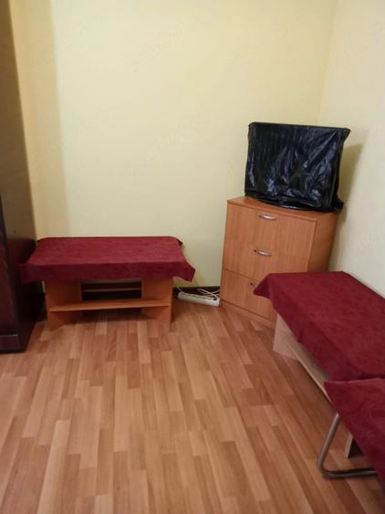 Garsonieră decomandată în Central