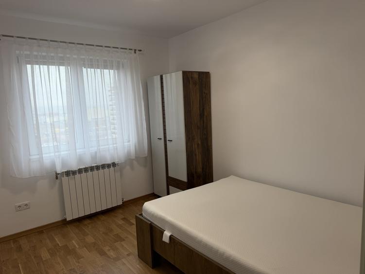 Apartament cu 3 camere decomandat, mobilat în Mihai Viteazul
