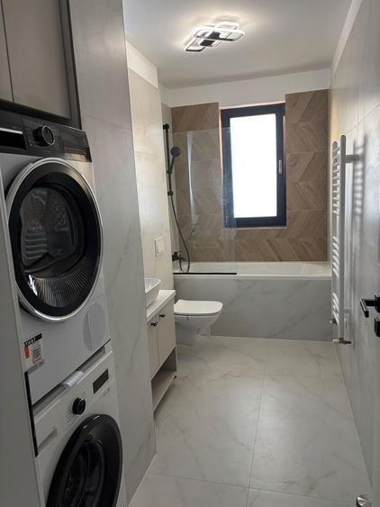 Apartament cu 2 camere decomandat în Aradului