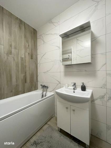 Apartament cu 2 camere decomandat, mobilat în Central
