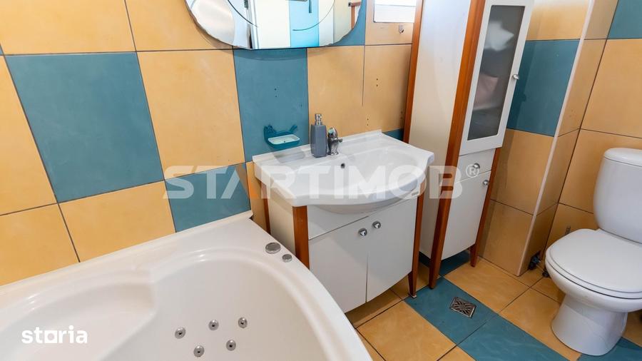 Apartament cu 4 camere decomandat în Bartolomeu