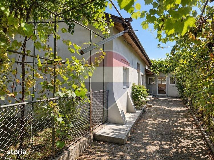 Casă cu 4 camere în Brâncoveanu