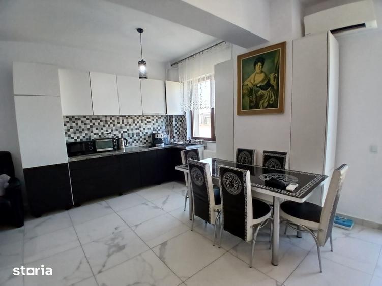 Apartament cu 3 camere în Canta