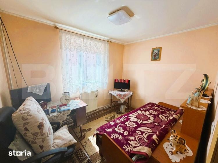 Casă cu 2 camere cu Teren 6600 Mp în Ițcani