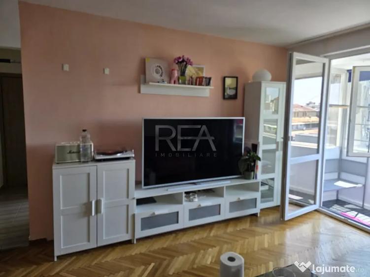 Apartament cu 2 camere semidecomandat în Sala Palatului