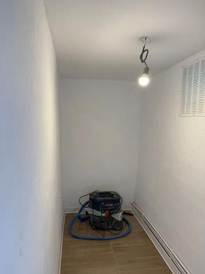 Casă individuală cu 2 camere cu Teren 200 Mp în Jiului