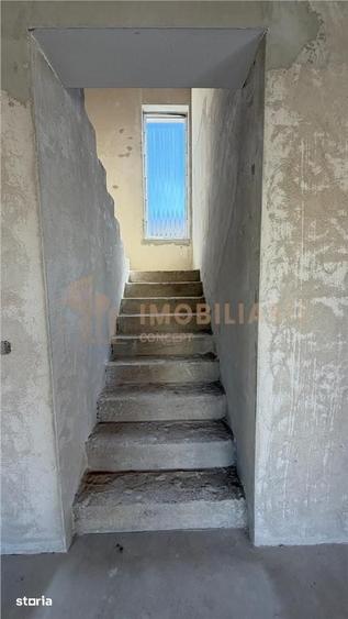 Casă cu 4 camere cu Teren 550 Mp în Valea Borcutului