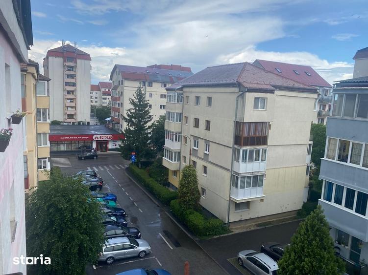 Apartament cu 3 camere în Valea Aurie