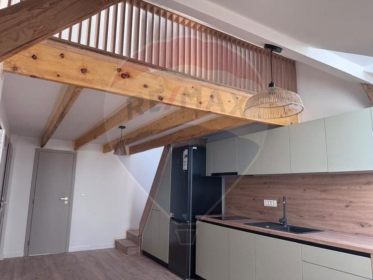 Birou, de 30.059999465942 mp, în Ultracentral