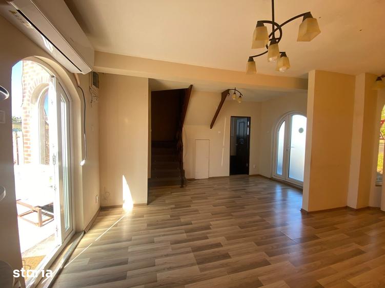 Casă cu 3 camere cu Teren 50 Mp în Central