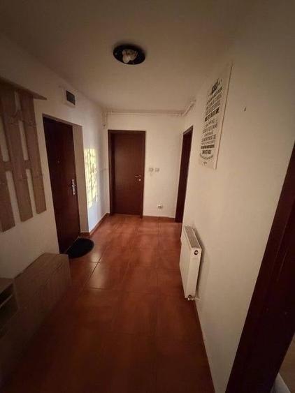 Apartament cu 2 camere decomandat în Dâmbul Rotund