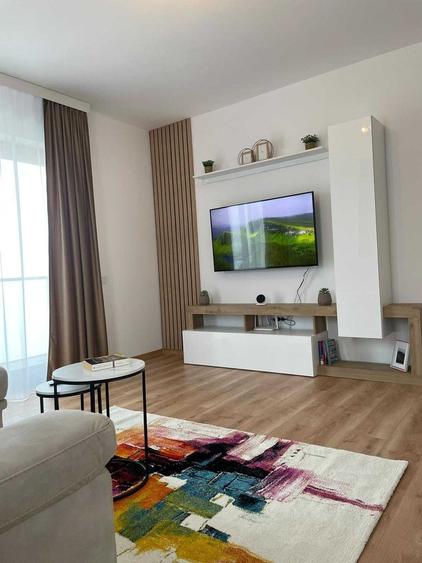Apartament cu 2 camere decomandat în Cristian