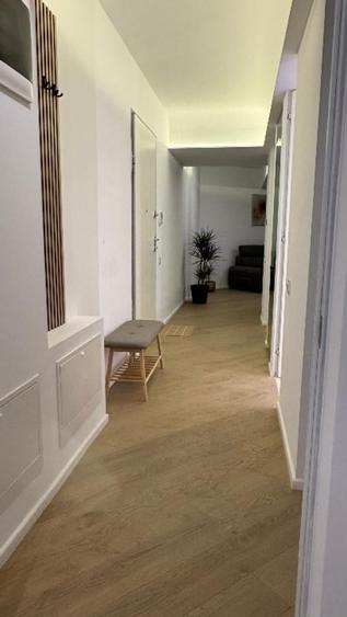 Apartament cu 3 camere în Cotroceni