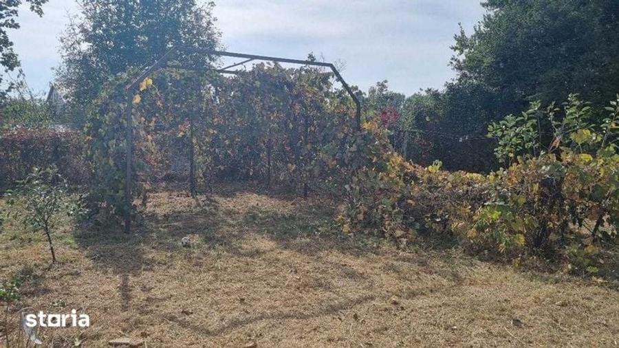 Casă cu 3 camere cu Teren 146 Mp în Central