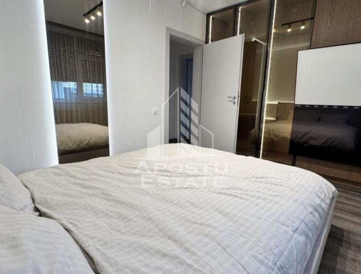 Apartament cu 3 camere semidecomandat în Șagului