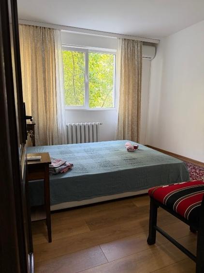 Apartament cu 2 camere semidecomandat, mobilat în Drumul Taberei
